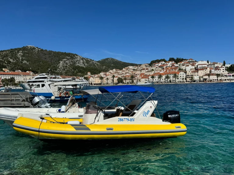 Solemar Aquamax F23 te huur van particulier of professional in Hvar
