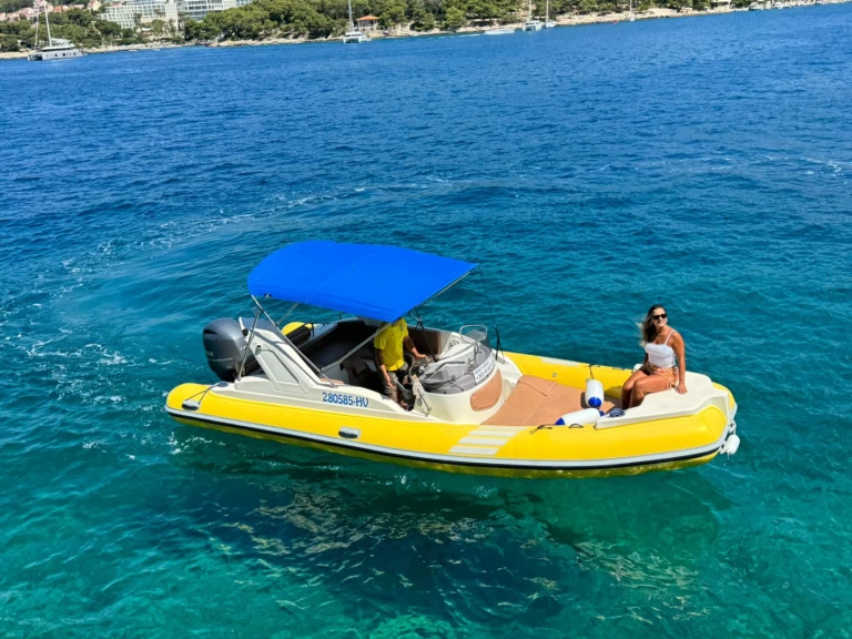 Verhuur RIB in Hvar - Solemar Aquamax F23