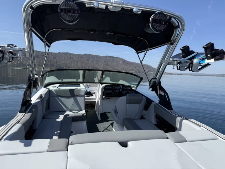 Huur een Mastercraft NXT 20 in Bodman-Ludwigshafen