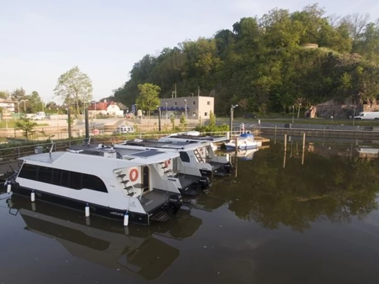 Verhuur Motorboot Traweller met vaarbewijs