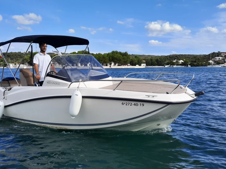 Verhuur Motorboot in Mahón - Quicksilver Activ 605 Open
