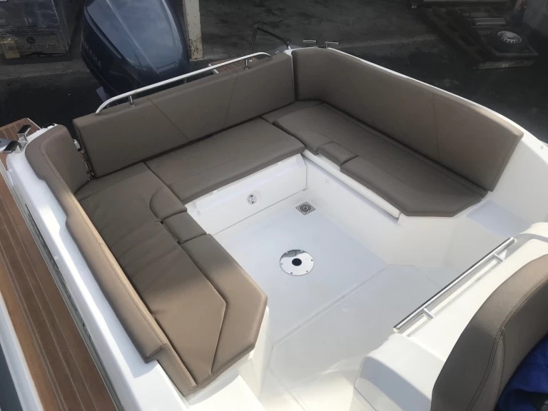 Joker Boat Clubman 28 te huur van particulier of professional in Port du Lavandou