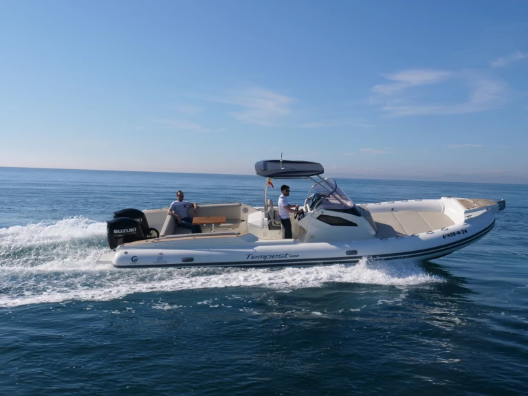 Verhuur Motorboot Capelli met vaarbewijs