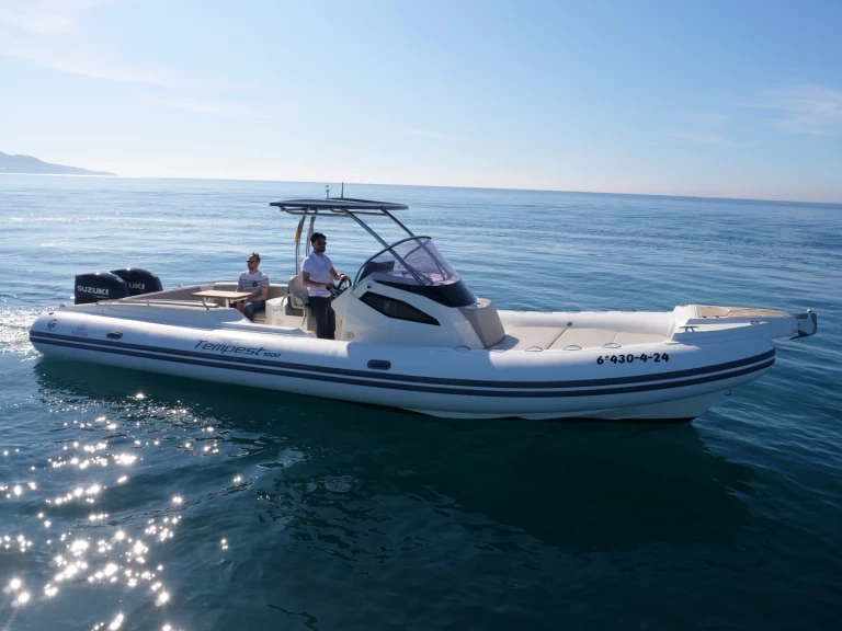 Motorboot te huur in Roses voor de beste prijs