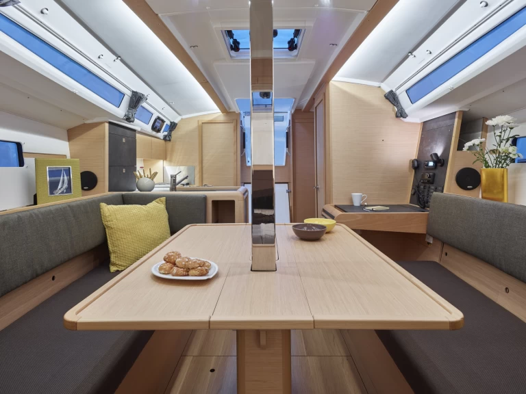 Verhuur Zeilboot in Sitges - Jeanneau Sun Odyssey 349