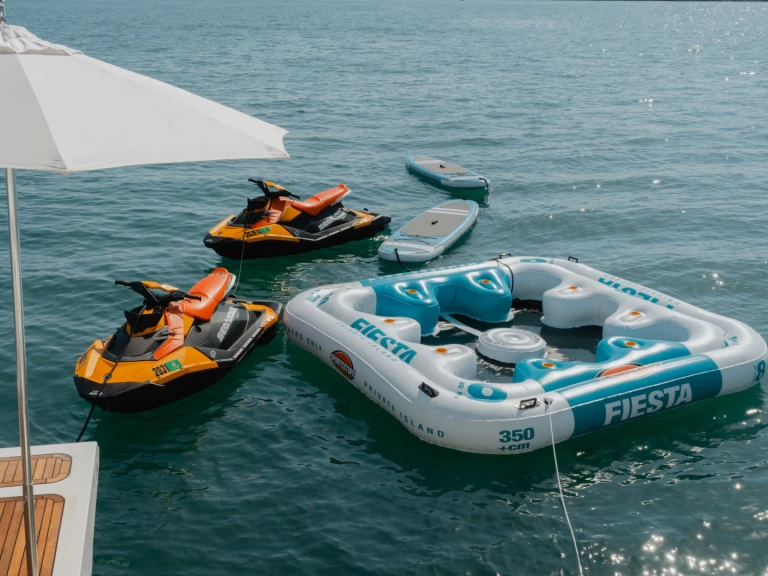 Jachthuur in Miami - Ferretti Custom Line via SamBoat