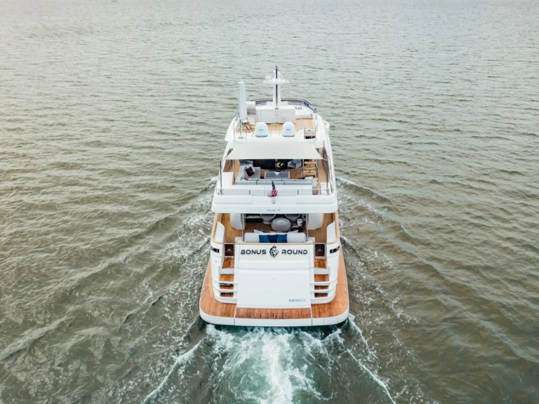 Verhuur Jacht in Miami - Ferretti Custom Line