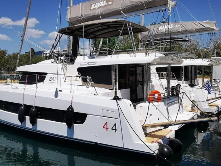 Verhuur Catamaran in Álimos - Bali Bali 4.4