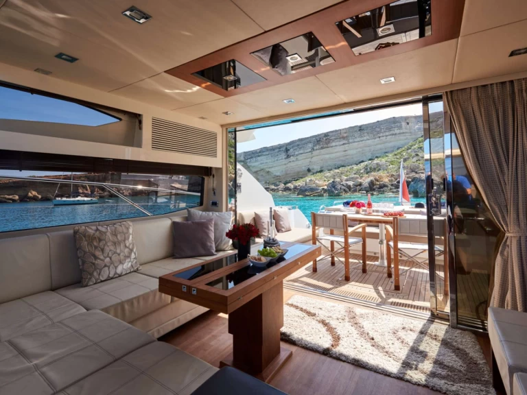 Huur een Sunseeker Vellamo in Valletta