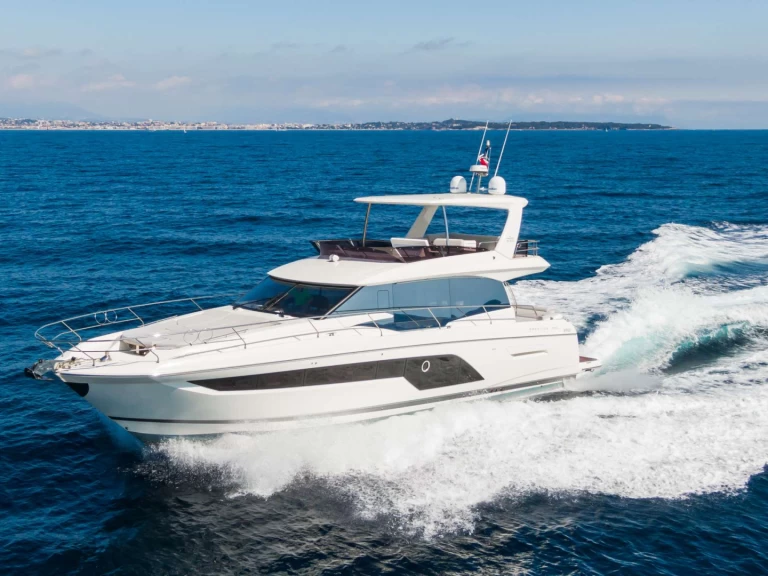 Verhuur Jacht Jeanneau met vaarbewijs