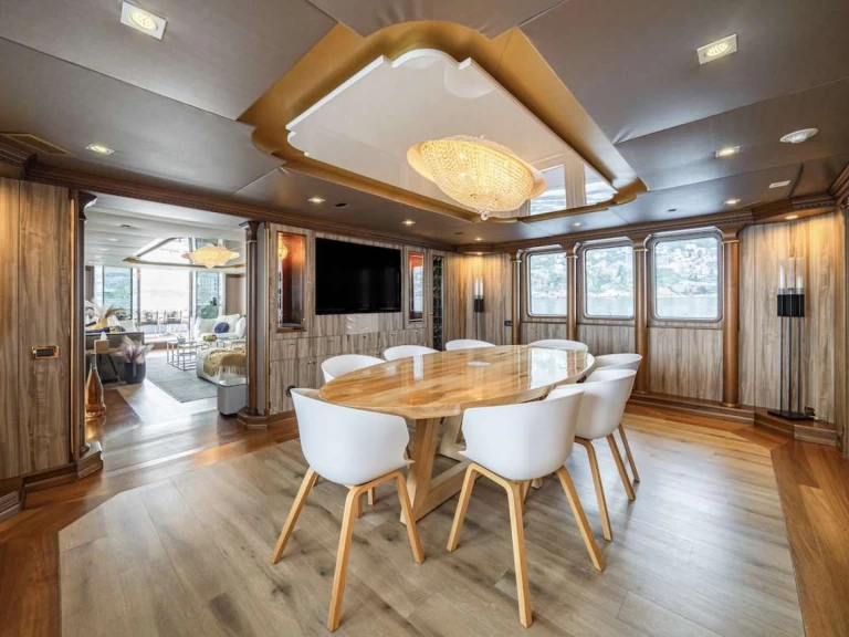 Jacht te huur in Ventimiglia voor de beste prijs