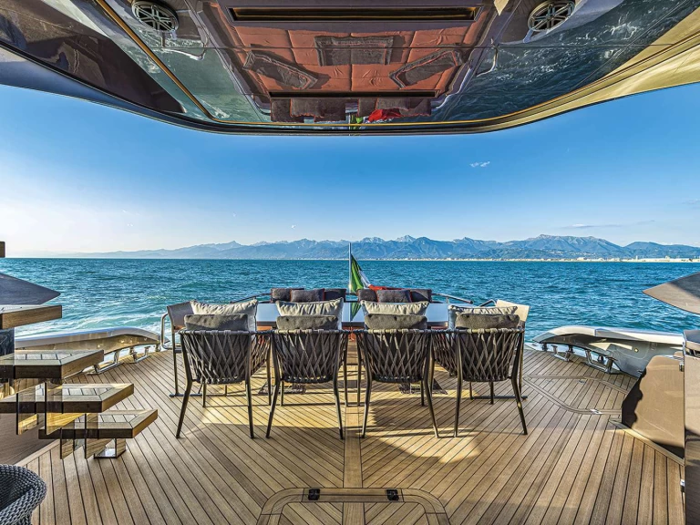 Verhuur Jacht Ab Yachts met vaarbewijs