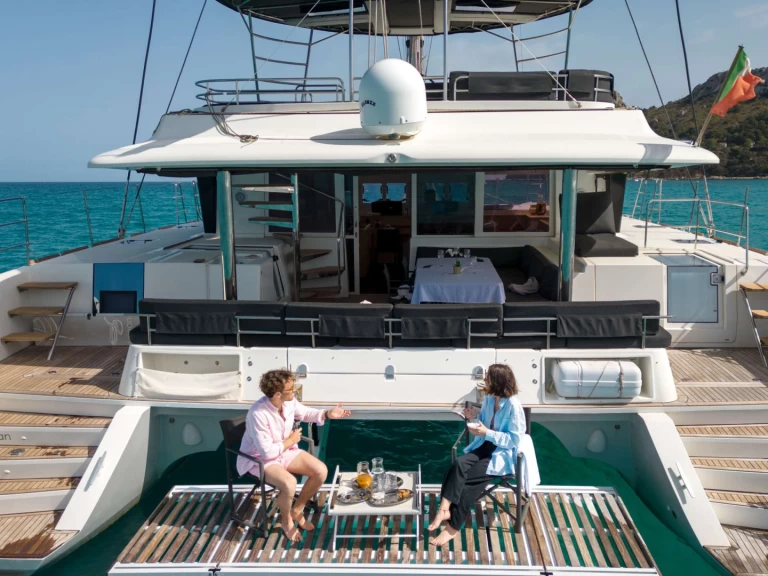 Verhuur Jacht Lagoon met vaarbewijs