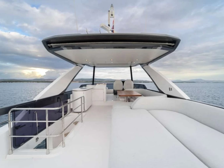 Huur Jacht met of zonder schipper Azimut in Kroatië