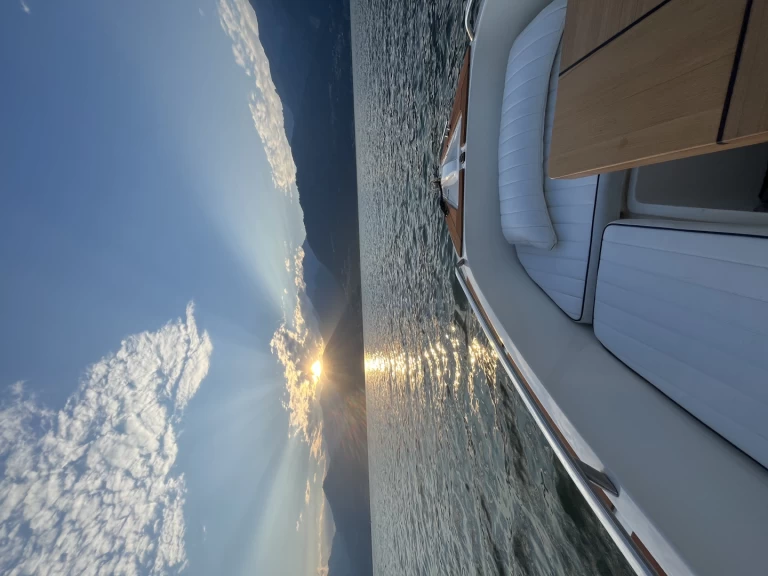Bootverhuur Airon Fish 22 in Colico via SamBoat