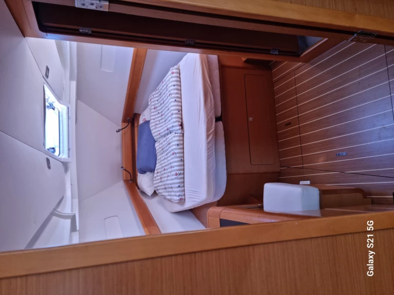 Jeanneau Sun Odyssey 439 te huur van particulier of professional in Milna