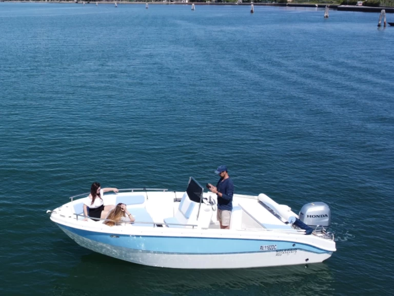 Huur een Kolmarine Open Teorema 20 in Venetië (stad)