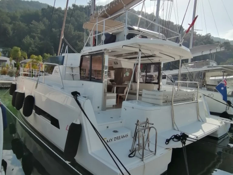 Catamaran te huur in Fethiye voor de beste prijs