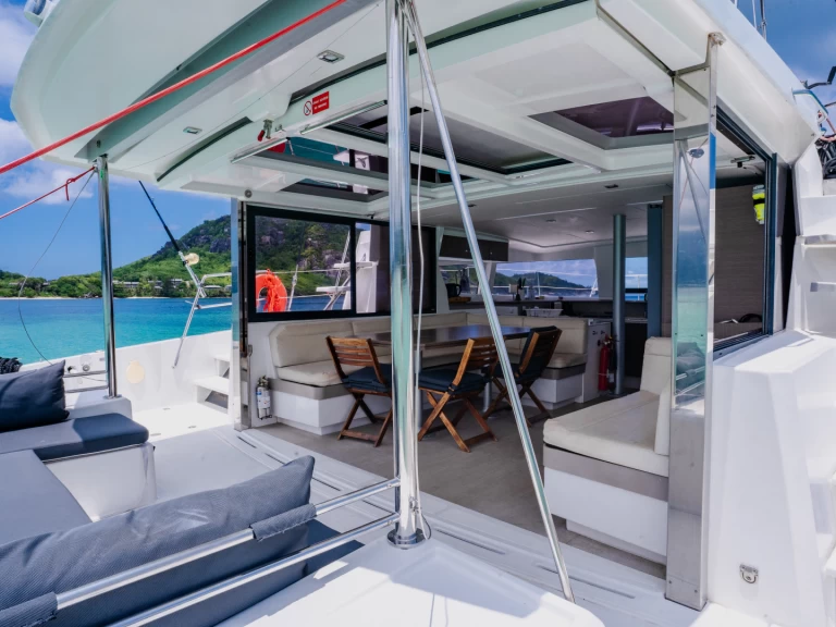 Huur Catamaran met of zonder schipper Bali in Eden Island