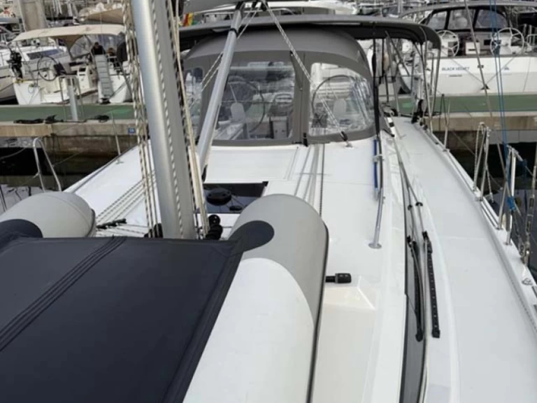 Bootverhuur Palma de Mallorca goedkoop Bavaria C42