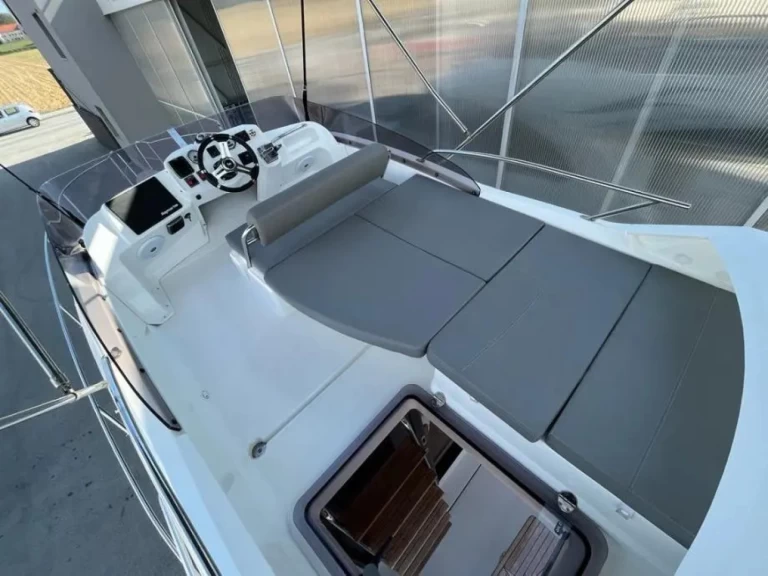 Jachthuur in Trogir - Bénéteau Antares 32 via SamBoat