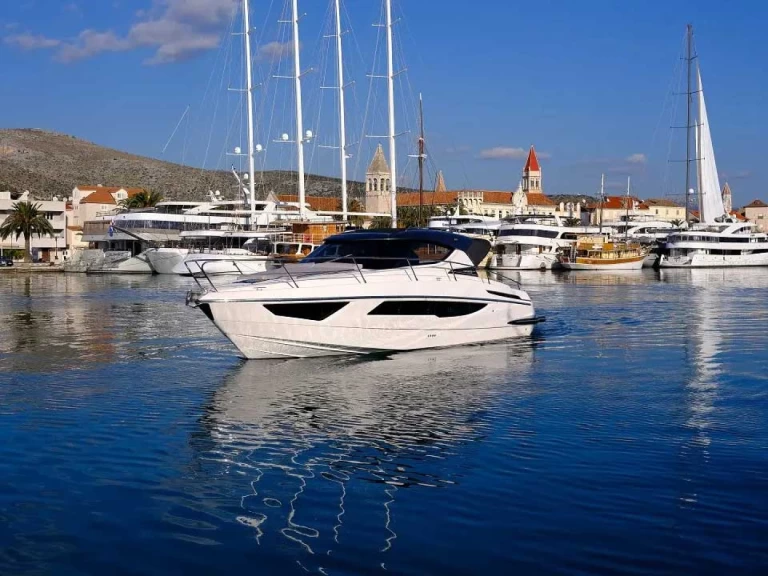 Bootverhuur Trogir goedkoop Focus Power 36
