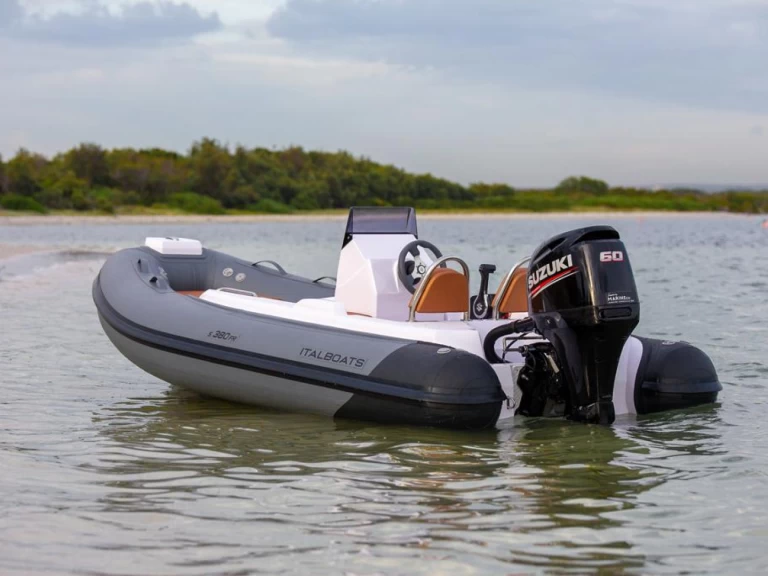Verhuur RIB Italboats met vaarbewijs