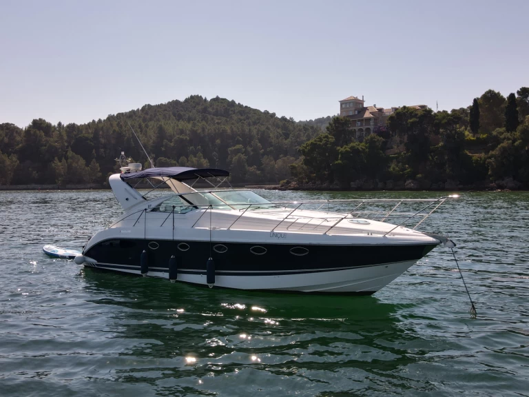 Huur een Fairline Targa 40 in Tróia