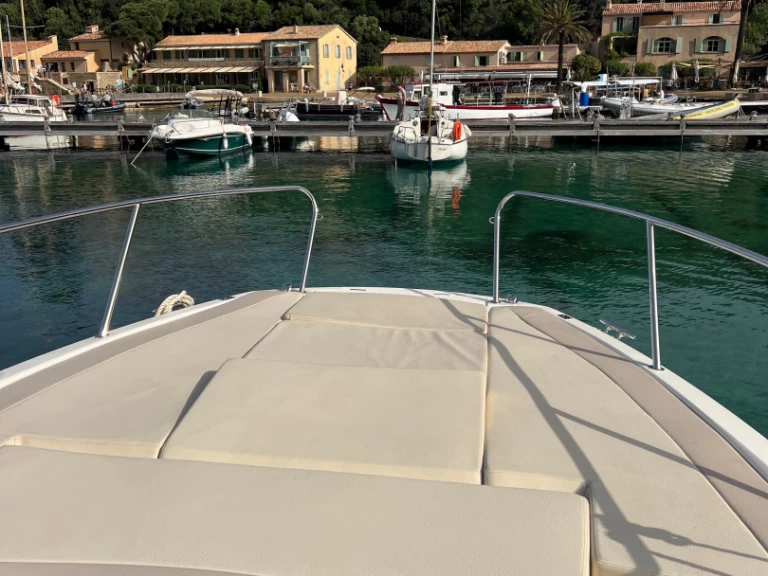 Huur Motorboot met of zonder schipper Quicksilver in Cannes
