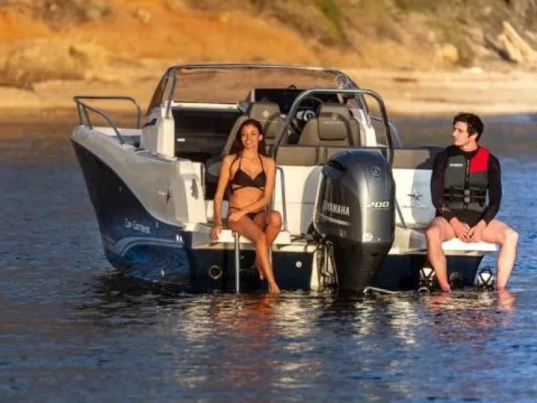 Bootverhuur Bastia Port goedkoop Cap Camarat 6.5 WA