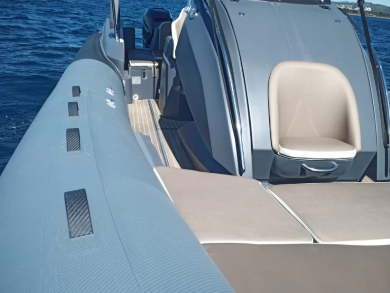 Huur een Italboats 32 gt  in Hyères
