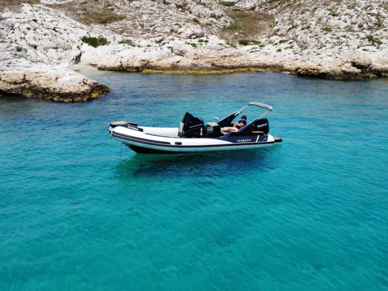 Bootverhuur Hyères goedkoop Master 699