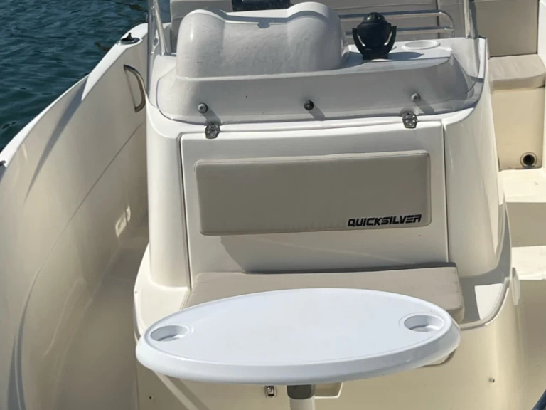 Motorboot te huur in Marseille voor de beste prijs