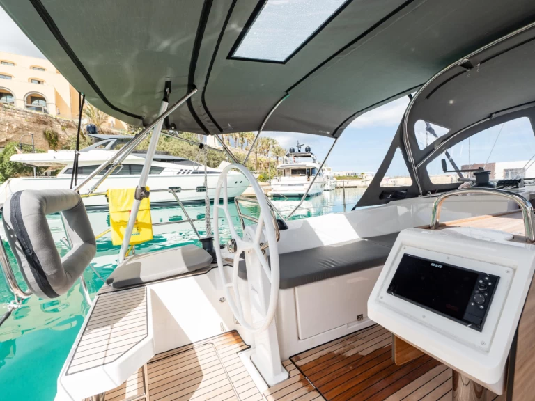 Verhuur Zeilboot in San Ġiljan - Bavaria Bavaria C42