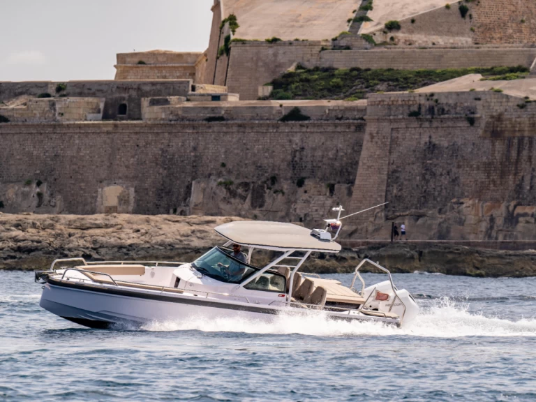Verhuur Motorboot in San Ġiljan - Axopar 28 T-Top