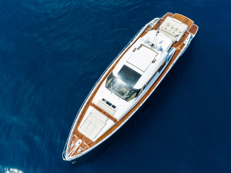 Aicon aicon 82 te huur van particulier of professional in Taormina