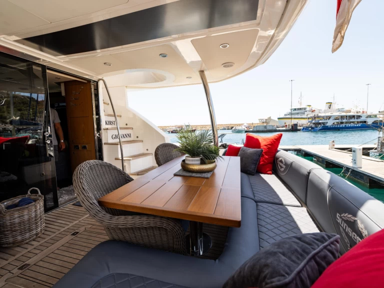 Huur een Sunseeker Manhattan 73 in San Ġiljan
