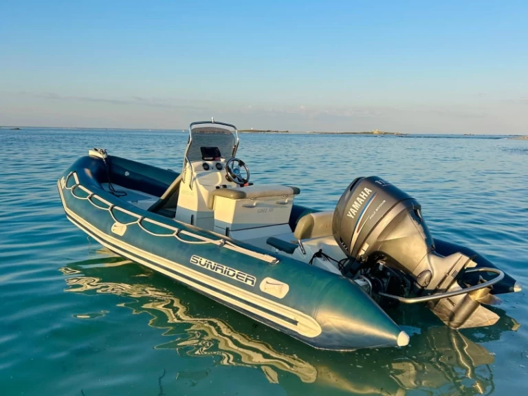 Jachthuur in Sainte-Marine - Bombard Sunrider 650 Bleu via SamBoat