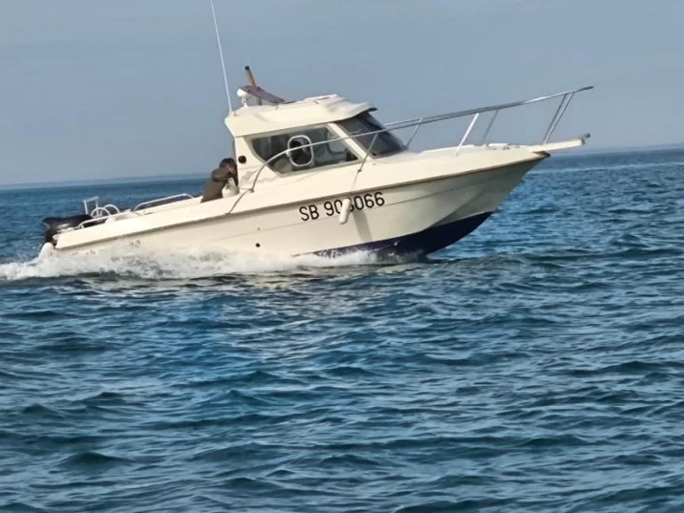 Huur een Ultramar Week End 700 in Saint-Quay-Portrieux