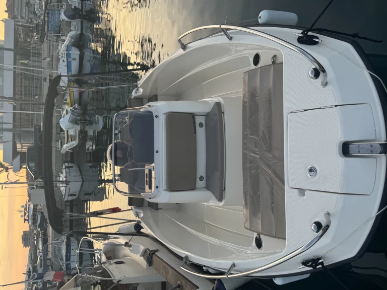 Verhuur Motorboot in Saint-Raphaël - Quicksilver Activ 555 Open