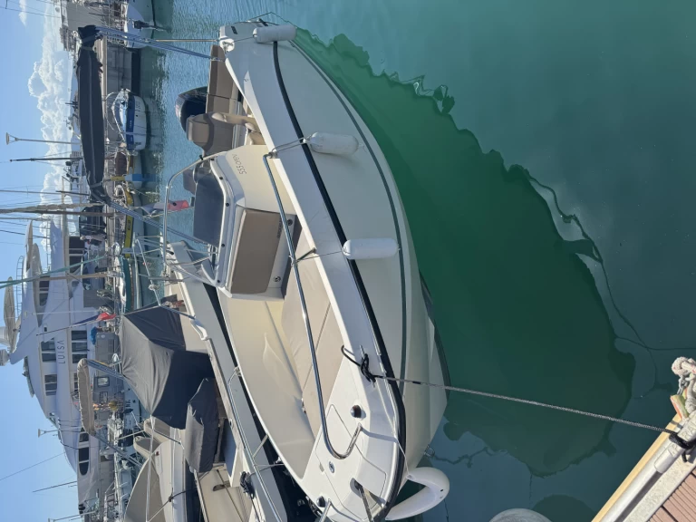 Bootverhuur Quicksilver Activ 555 Open in Saint-Raphaël via SamBoat