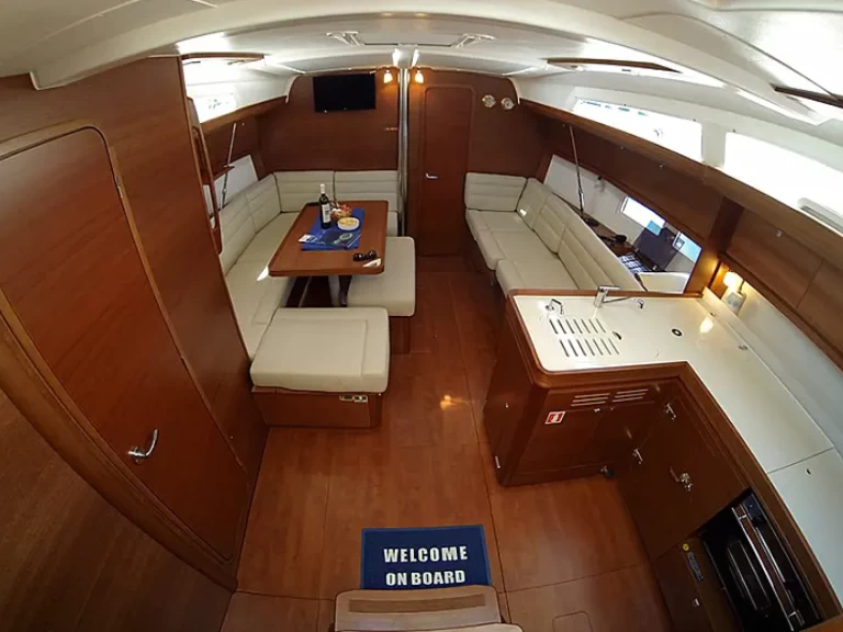 Verhuur Zeilboot in Toulon - Dufour Dufour 412 Grand Large