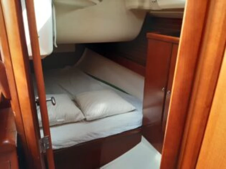 Bootverhuur Dufour Dufour 425 Grand Large in Toulon via SamBoat