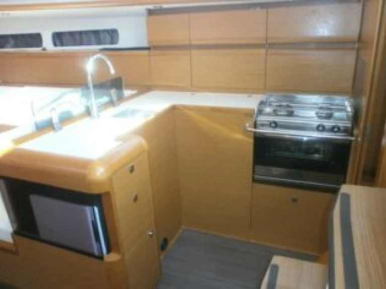 Verhuur Zeilboot Jeanneau met vaarbewijs