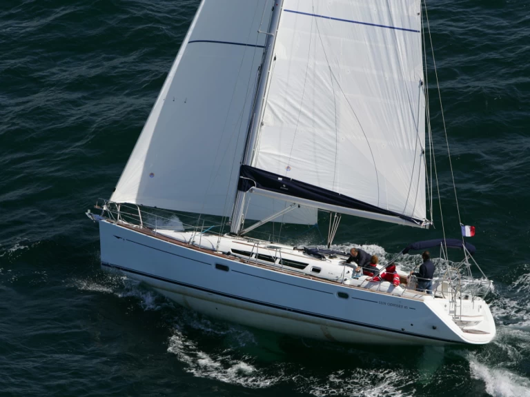 Verhuur Zeilboot in Toulon - Jeanneau Sun Odyssey 45