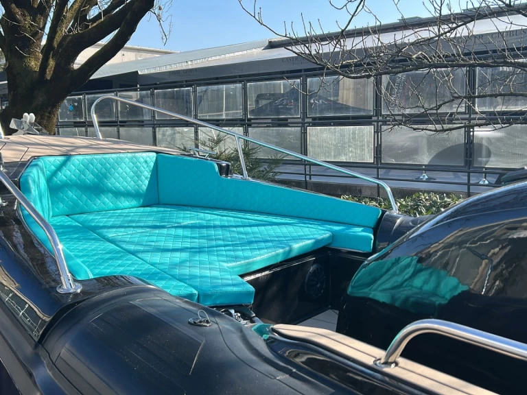 Verhuur RIB Aqumax met vaarbewijs