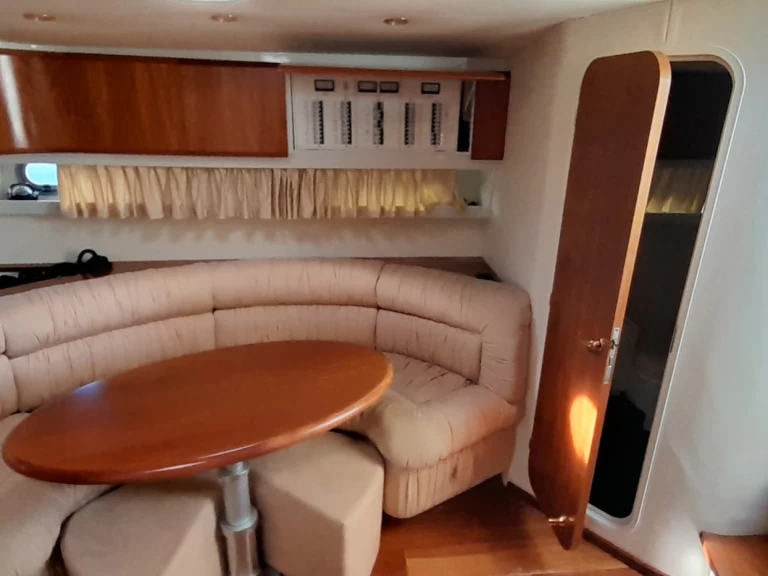 Bootverhuur Port Grimaud goedkoop Fiart Genius