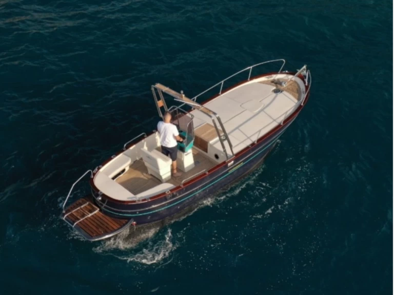 VD INGENITO Open 8,30 te huur van particulier of professional in Positano