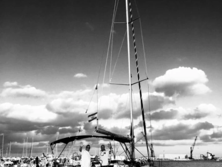 Huur een Bavaria Bavaria 38 Cruiser in Roda de Barà