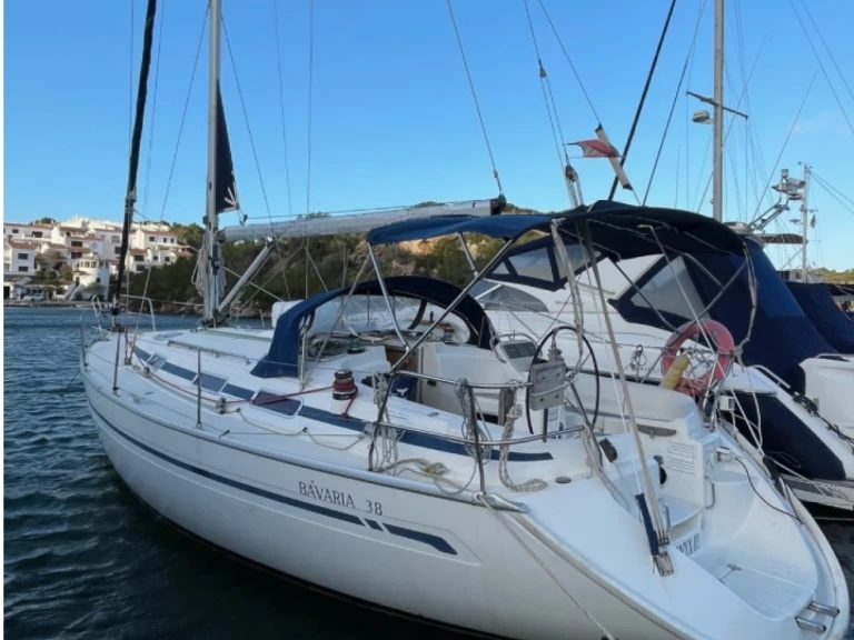 Bootverhuur Roda de Barà goedkoop Bavaria 38 Cruiser